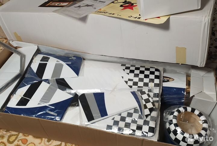 Cамолет, 1,8 новый комплект Як 54 под дв.30cc двс