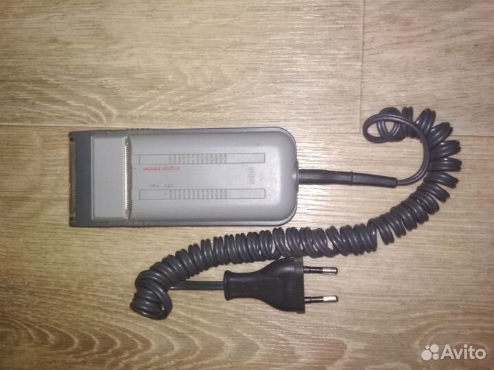 Рабочая бритва Braun 100b (порвана сеточка)