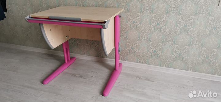 Растущая парта со стулом и тумбой Дэми