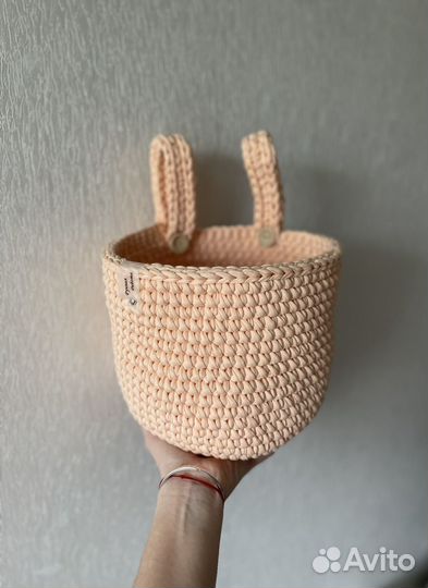 Корзина на кроватку из трикотажной пряжи карман