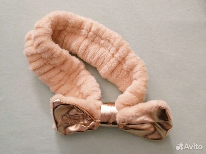 Косметическая повязка на голову