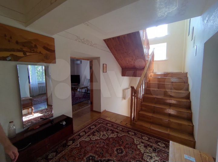 Дом 300 м² на участке 24 сот.