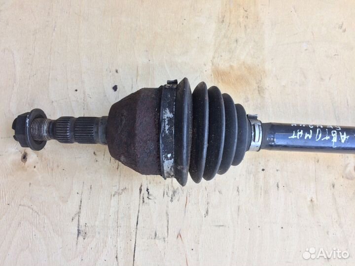 Привод правый Z22YH АКПП на Опель Зафира Б