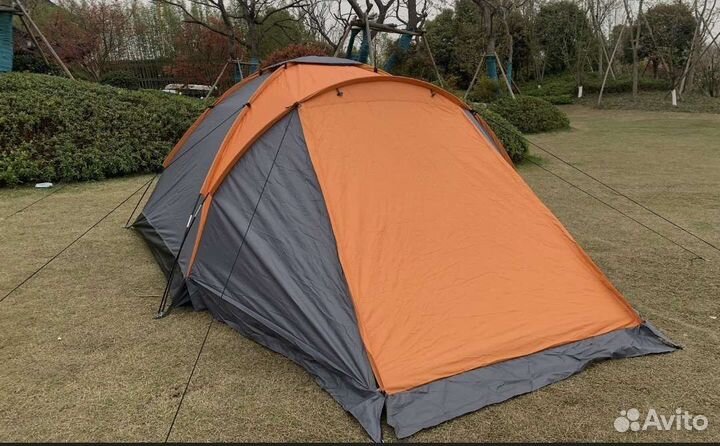 Палатка 4х местная 330*240 Новая