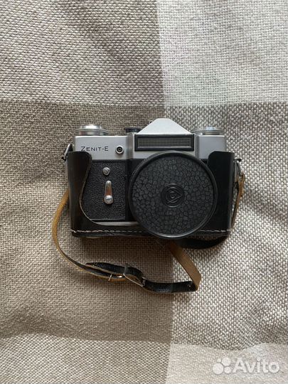 Плёночный фотоаппарат Зенит-Е