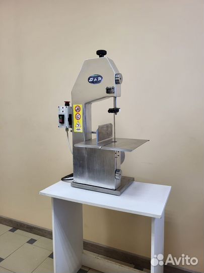 Ленточная пила для мяса SAP