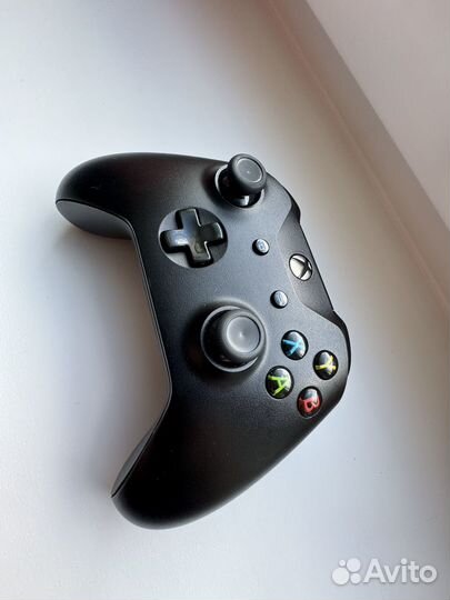 Геймпад xbox one