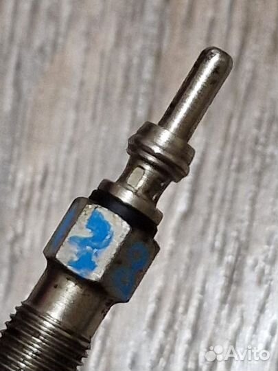 Свеча накала VW Golf 3