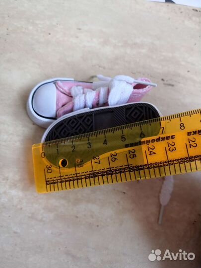 Обувь для куклы