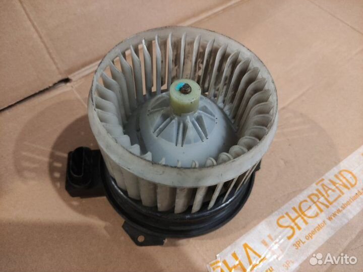 Мотор печки Toyota Passo KGC10