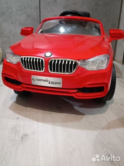 Детский электромобиль BMW