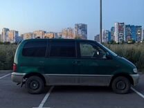 Nissan Serena 1.6 MT, 2000, 300 000 км, с пробегом, цена 200 000 руб.