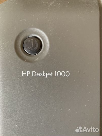 Цветной принтер HP Deskjet 1000