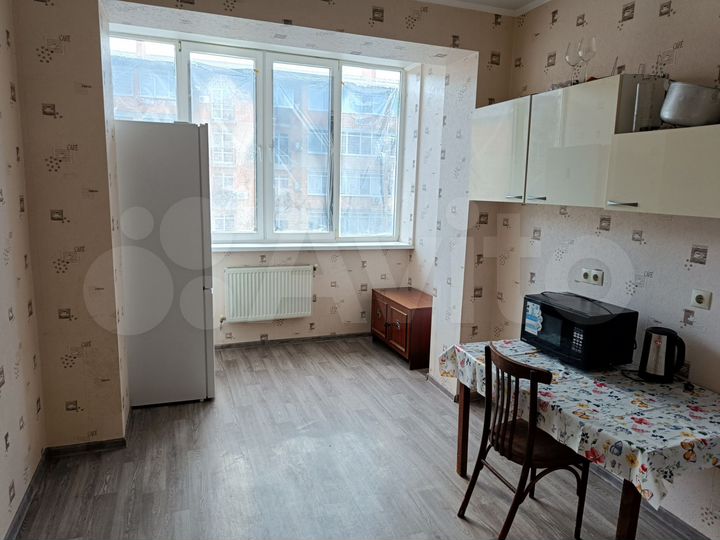 1-к. квартира, 40 м², 4/6 эт.