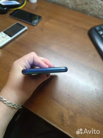 Телефон honor 9 lite