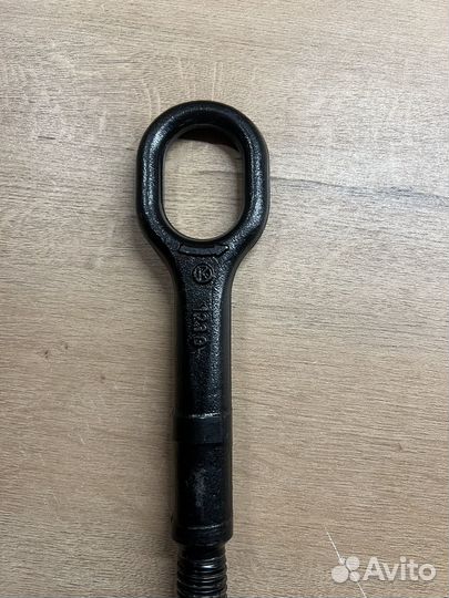 Петля буксировочная VAG 1T0805615A