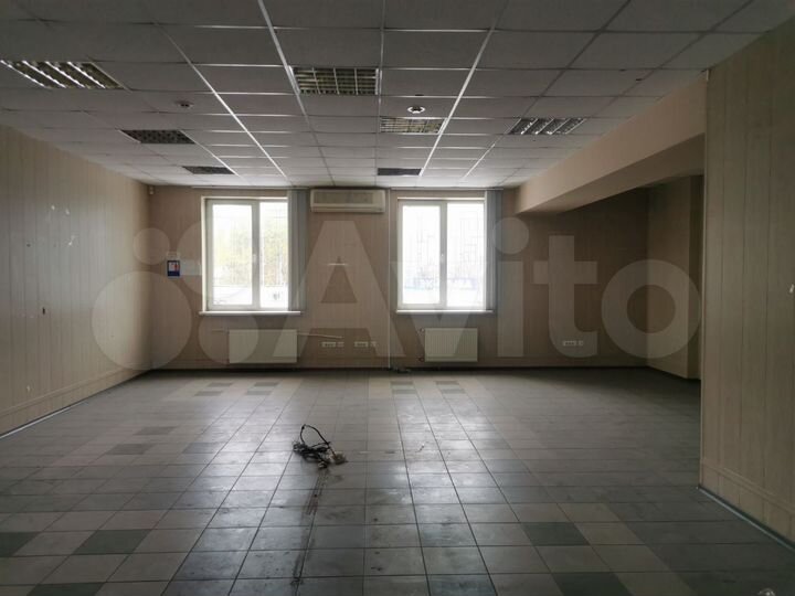 Помещение с пандусом (отопление включено)