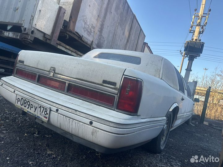 Lincoln Town Car 4.6 AT,1996