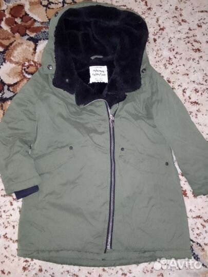 Парка для девочки 5,6лет состояние отличное