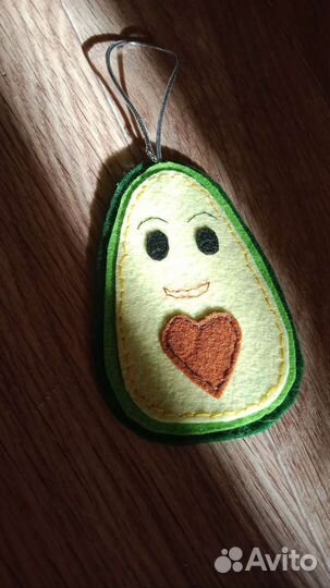 Авокадо из фетра