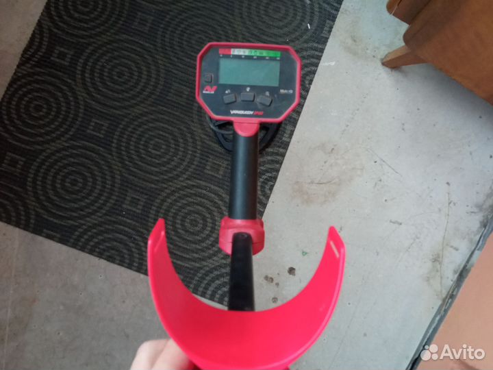 Металлоискатель minelab vanquish 340