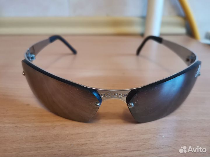 Продам очки Адидас