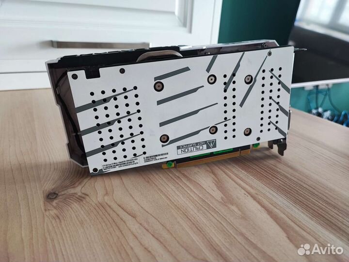 Видеокарта gtx 1660 super kfa2 белая