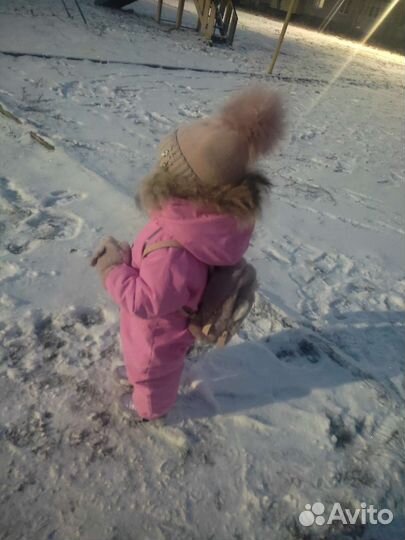 Зимний комбинезон для девочки 92
