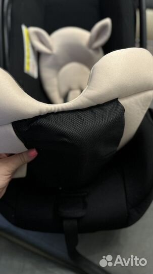 Автомобильное кресло (автолюлька)