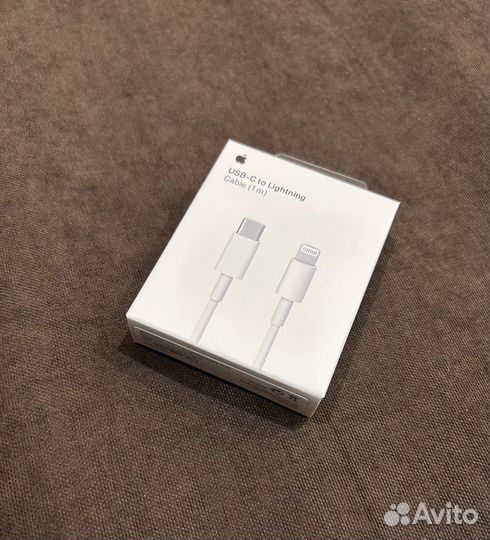 Apple Lightning USB - C Зарядный кабель на iPhone