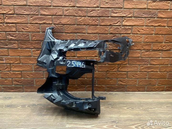 Кронштейн переднего бампера левый Bmw X5 G05 2018+