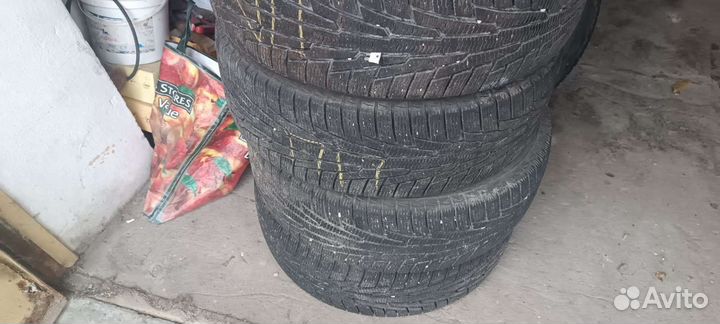 Hankook Winter RW06 205/65 R16