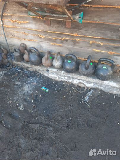 Продаю гири 32к гантели