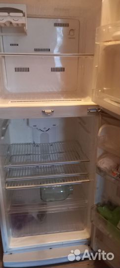 Продам холодильник Самсунг б/у