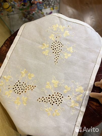 Винтажная салфетка/ накомодник Кипр