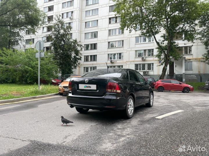 Volkswagen Polo 1.6 AT, 2015, 258 000 км