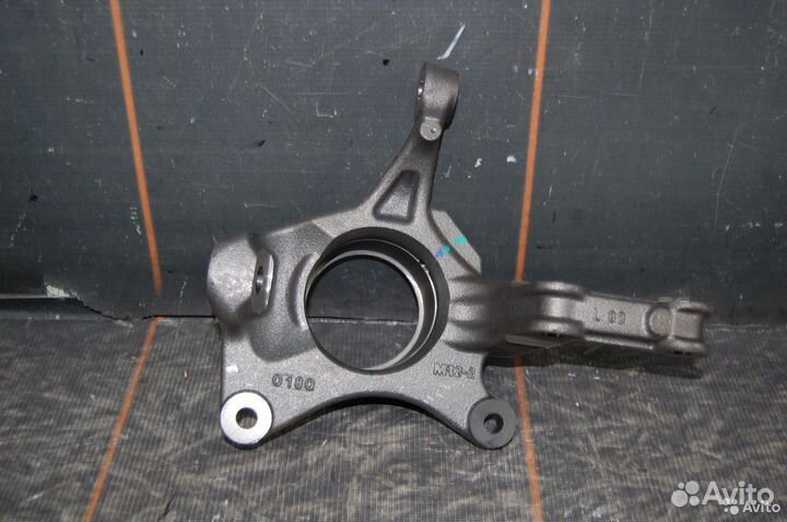 Кулак поворотный передний правый - Renault Duster