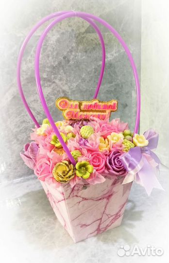 Букеты,наборы из шоколада для мамы