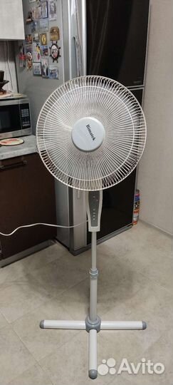 Вентилятор напольный с пультом
