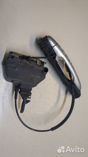 Замок двери Nissan Primera P12, 2004