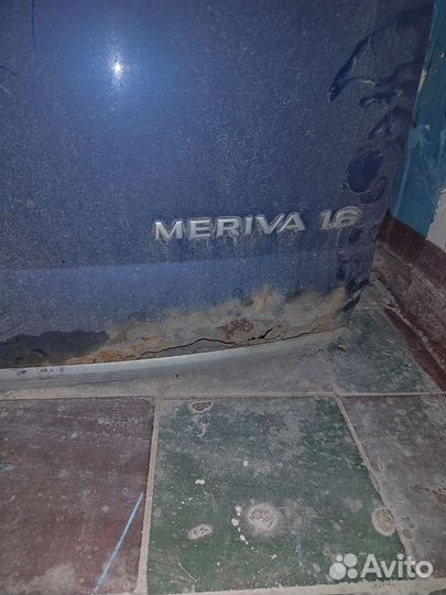 Крышка багажника Opel meriva a