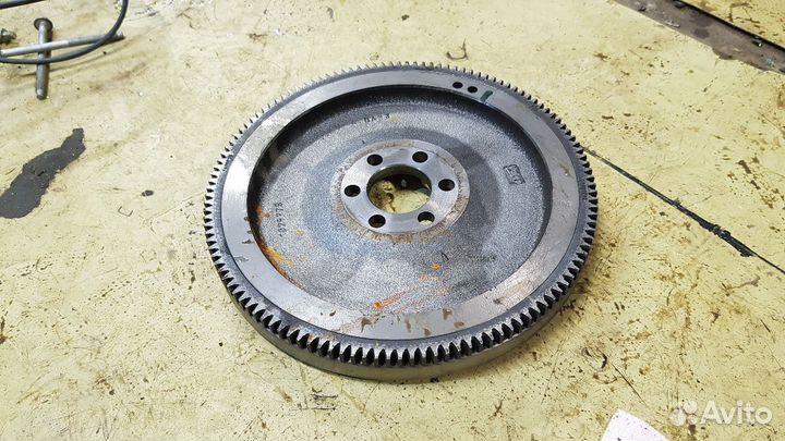 Маховик Рено 123108853R на двигатель Ниссан 113 лс