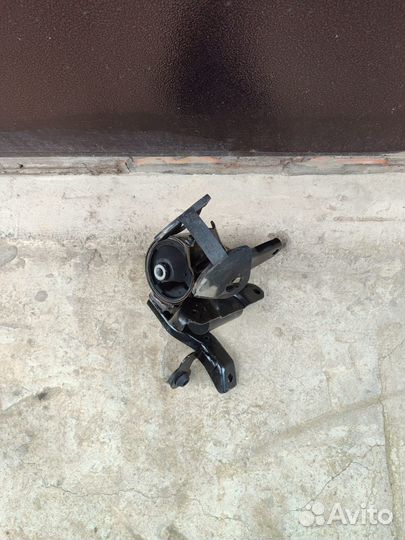 Продам опоры двигателя Kia Carens