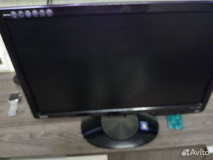 Монитор Benq