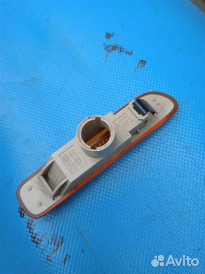 Повторитель на крыло правый BMW 3-серия E46 (1998