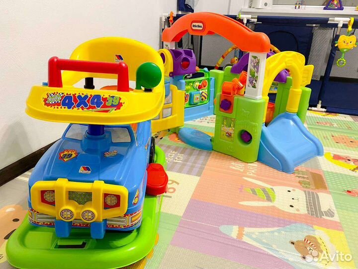 Продам игрушки, кровать