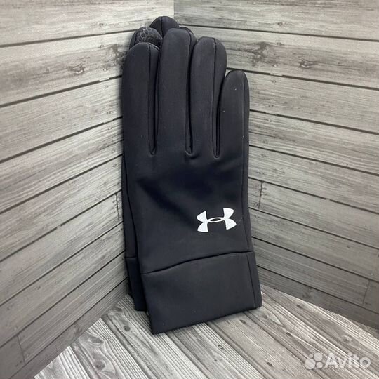 Перчатки Under Armour новые