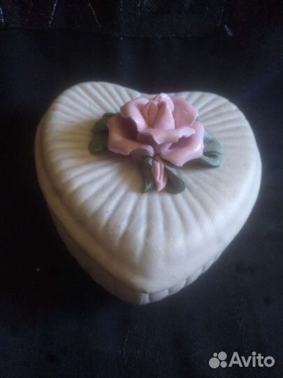 Шкатулка керамическая