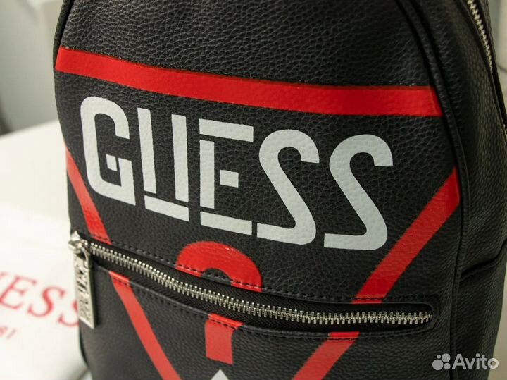 Рюкзак городской Guess