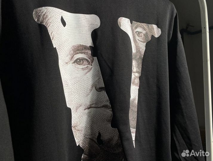 Лонгсливы VLone Доллар